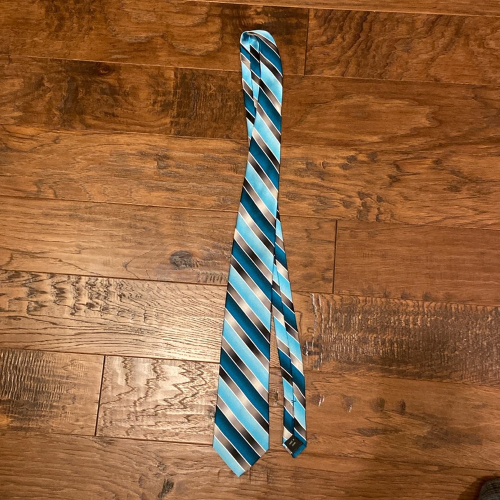 Van Heusen Mens Silk Aqua/Teal/Black/Gray Stripe Tie